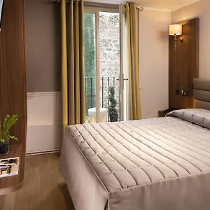 De La Tour Eiffel Otel