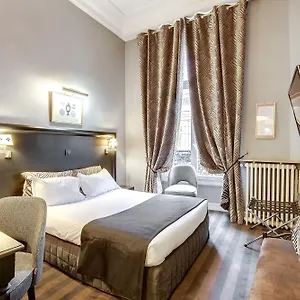 2* Hotel Opera Maintenon