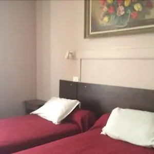 2* Hotel Stanislas Sans Ascenseur
