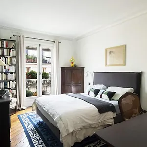  Apartment Life Style Charme